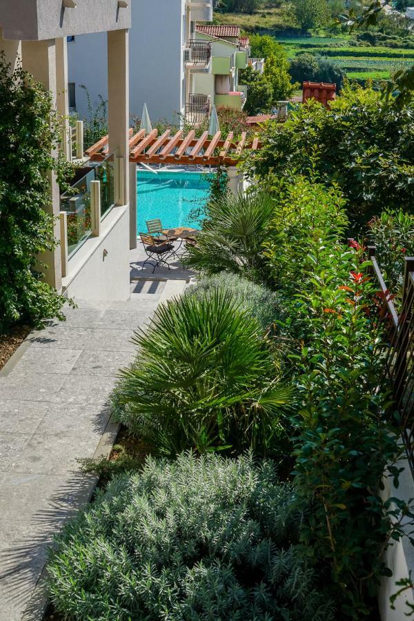Olive Tree Apartments Podstrana Esterno foto